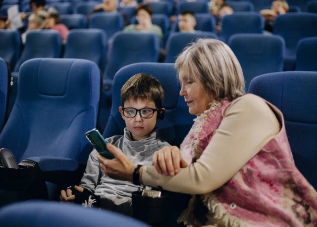 В России разработали мобильное приложение для просмотра фильмов незрячими людьми
