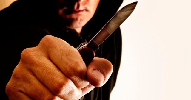 Мужчина с ножом в США напал на людей