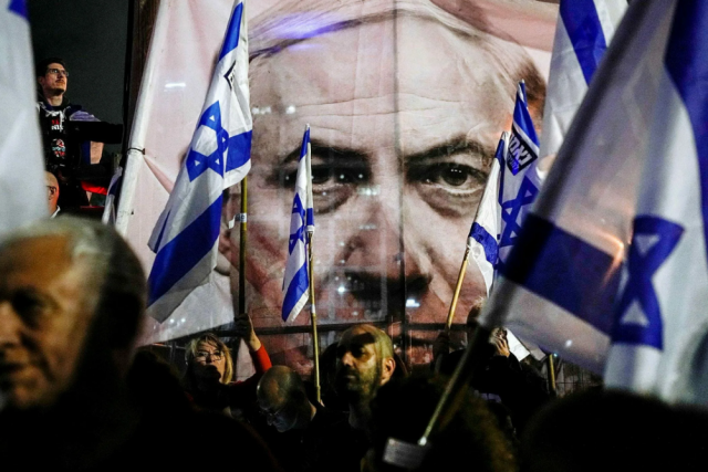 Граждане Израиля требуют отставки Нетаньяху