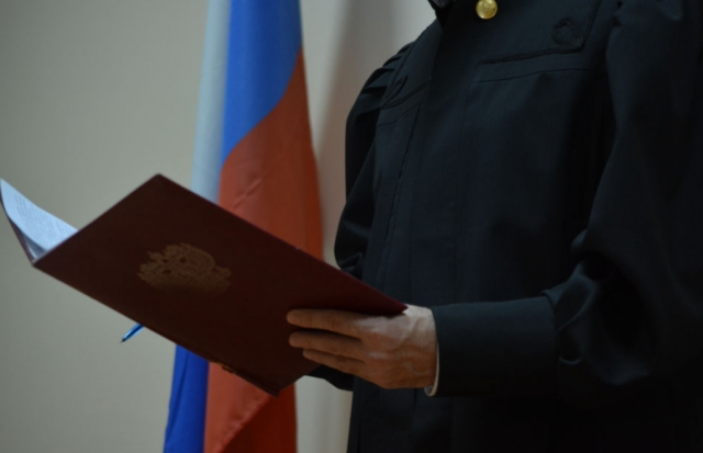 Жителя Оренбуржья осудили за совращение 16 несовершеннолетних