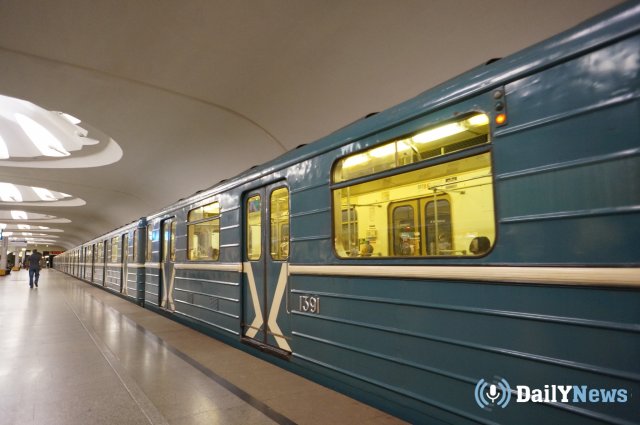 В Москве произошло возгорание поезда в метро