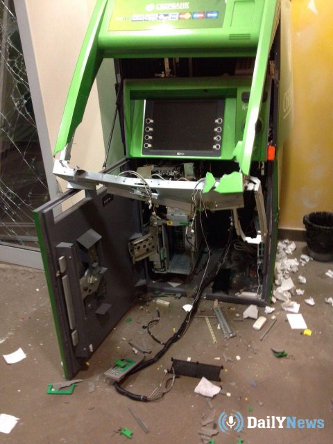 Инцидент с хищением содержимого банкомата произошел в Москве