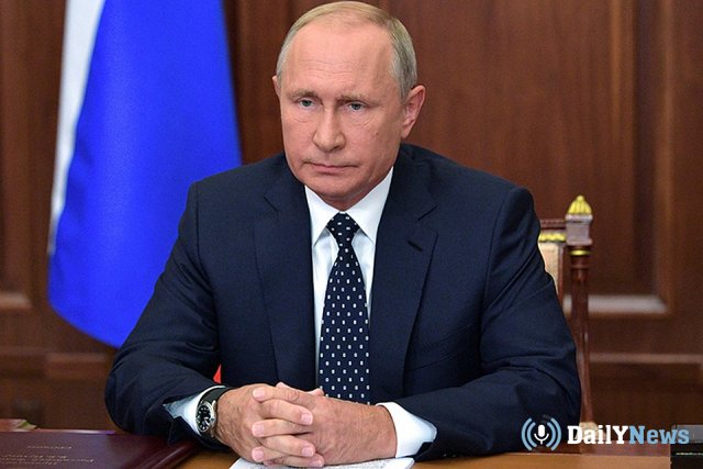 Владимир Путин анонсировал повышение пенсий