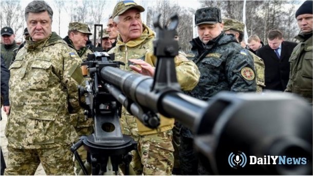 Порошенко рассказал о сроках действия военного положения в Украине