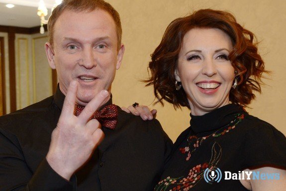 Виктор Рыбин и певица Наталья Сенчукова продолжают борьбу с раком