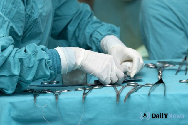 Томские специалисты провели сложную операцию по спасению ребенка