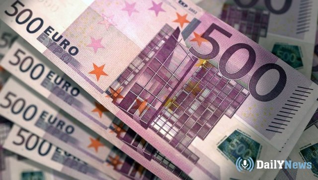 Почему курс евро превысил 80 рублей на последних торгах 2018