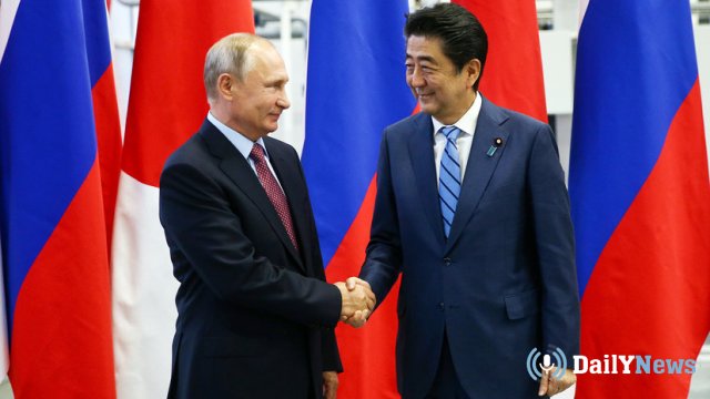 Что говорит японская пресса о встрече Путина и Абэ в Москве