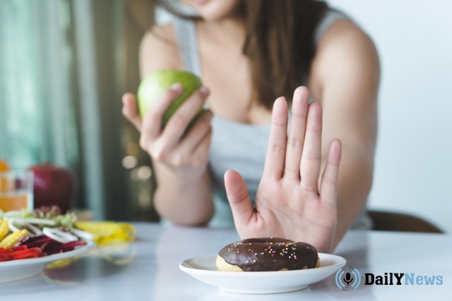 Диетологи дали советы о том, как легче отказаться от сладкого