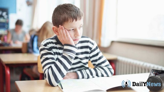 Как минимум 70% российских школьников негативно воспринимают посещение школы