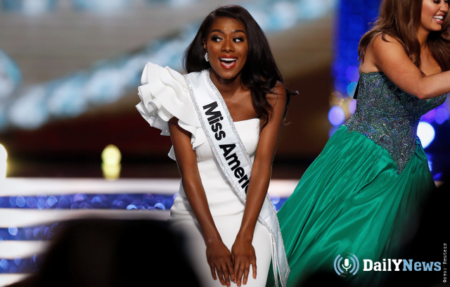 В трех конкурсах красоты в США победили темнокожие девушки