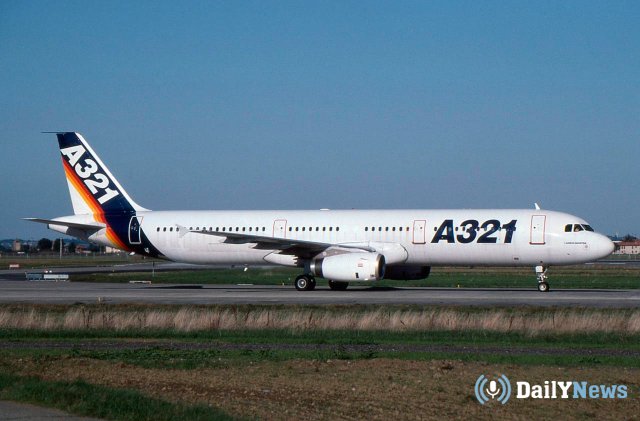 Самолет из Антальи совершил экстренную посадку в Краснодаре