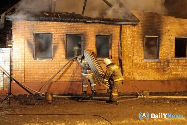 Во время пожара в Хабаровске погиб человек