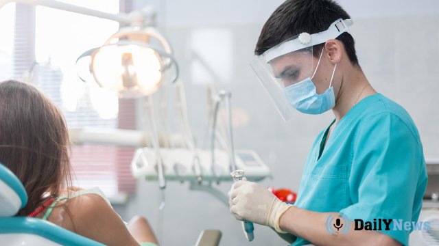 О последствиях болезни зубов для организма рассказал стоматолог