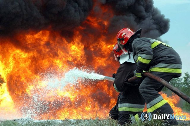 Крупный пожар в Новосибирской области унес жизни трех детей