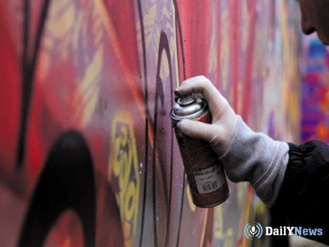 На фасаде омского загса появятся граффити с молодоженами
