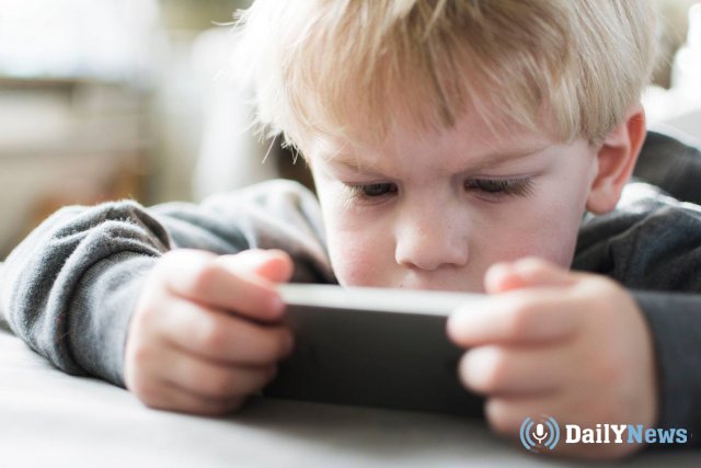 Российские ученые рассказали о негативном влияние смартфонов на здоровье детей