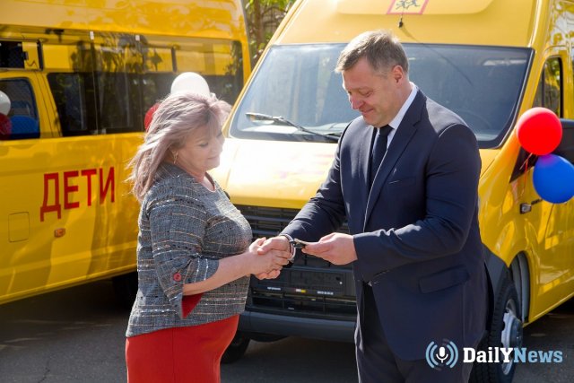 Новые автобусы закупили для Астраханских школ