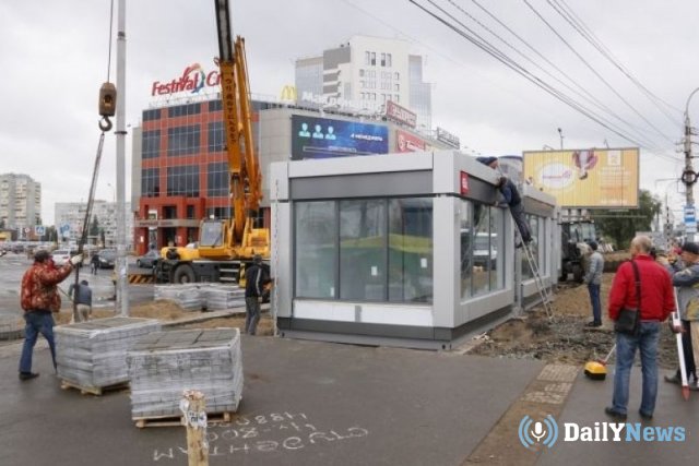 Уличные ларьки в Омске замят на автобусные остановки