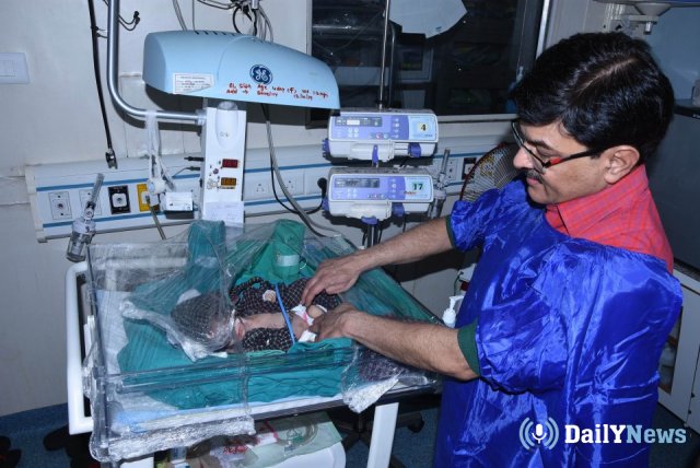 Похороненного заживо ребенка нашли в Индии