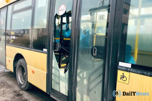 Автобус с пассажирами обстреляли несовершеннолетние в Тобольске