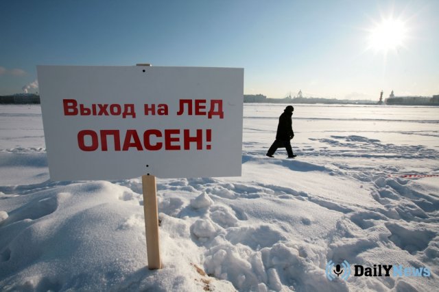 В Омске местных жителей предостерегают от выхода на лед