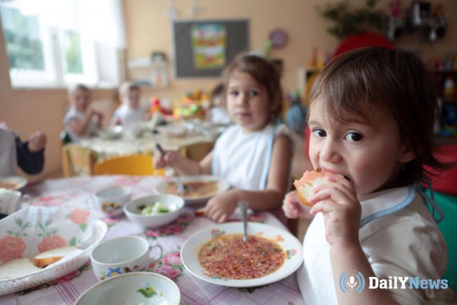 В детских образовательных учреждениях и Ямала обнаружили нарушения в сфере питания