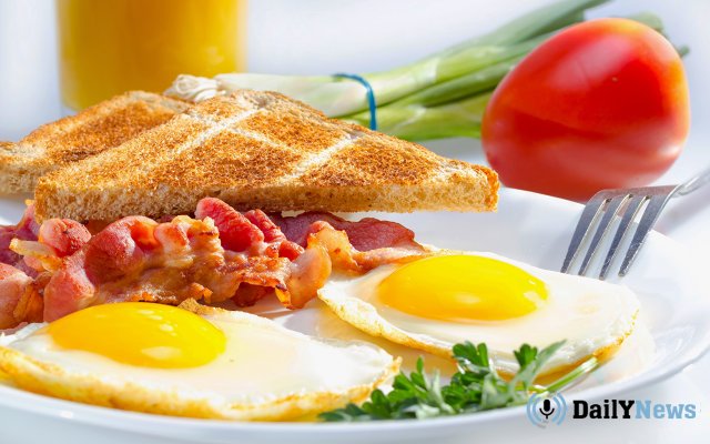 Диетологи опровергли мнение о пользе плотного завтрака
