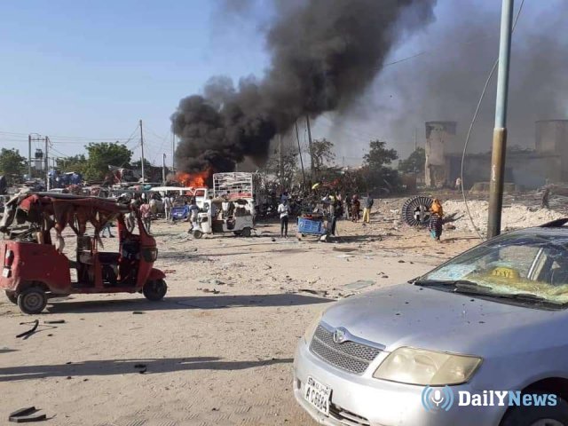 Более 50 погибших обнаружено после взрыва авто в восточноафриканском государстве Сомали
