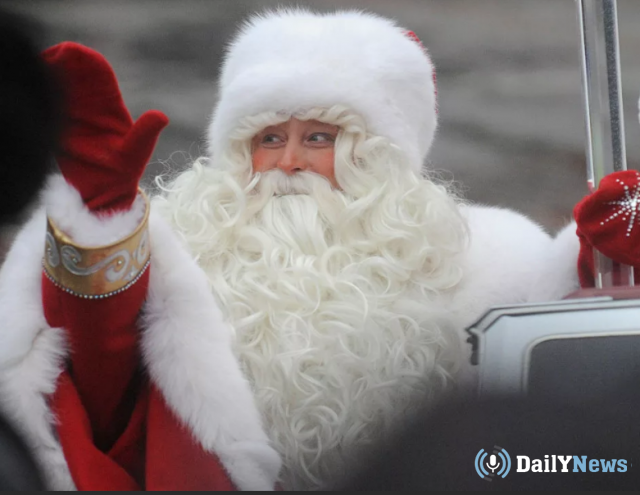 В Пензе Деда Мороза заподозрили в раздаче детям снюса