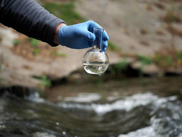 Ростовские ученые представили новую программу контроля качества воды в водоемах