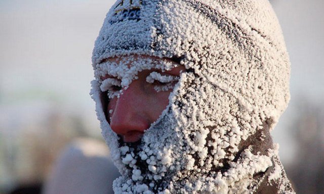 Житель Якутии погиб по дороге на похороны из-за сильного мороза