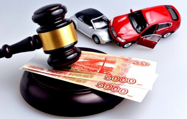 Жительница города Омск, попавшая в ДТП, отсудила 350 тысяч рублей у водителя