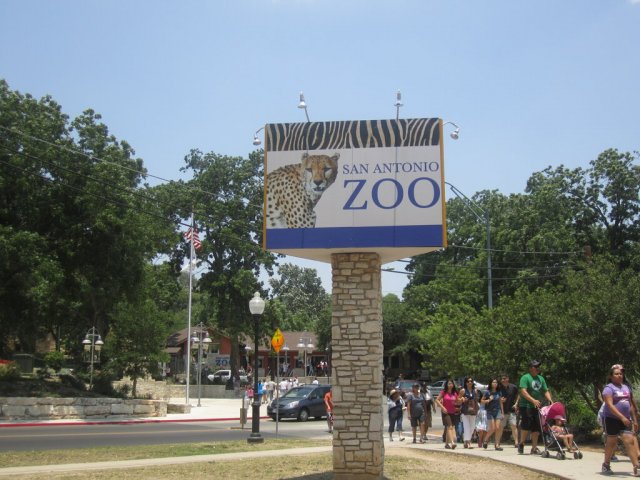 Отомстить бывшим возлюбленным смогут посетители зоопарка Сан-Антонио 14 февраля
