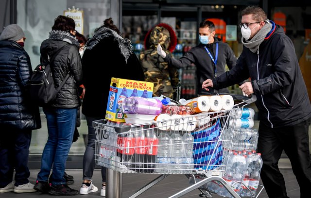 Жители Италии всерьез напуганы вероятностью заразиться коронавирусом