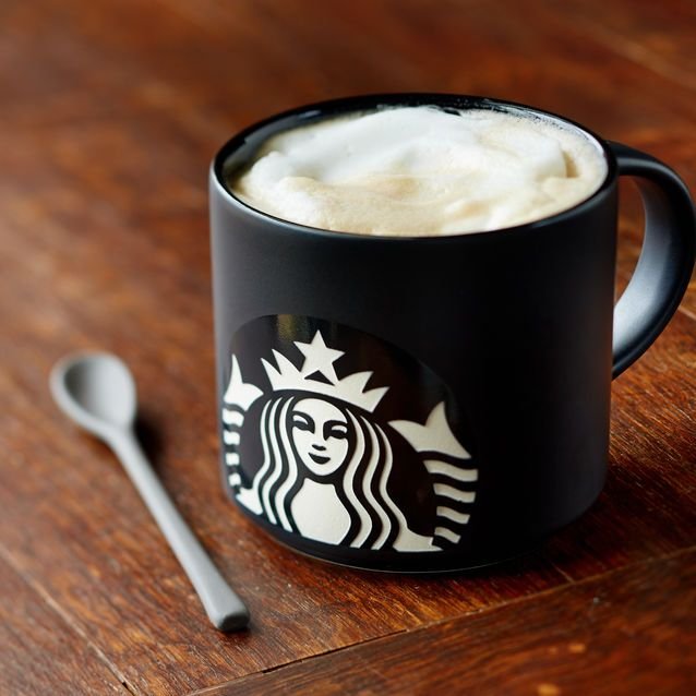 В сети Starbucks ввели временный запрет на использование личных кружек