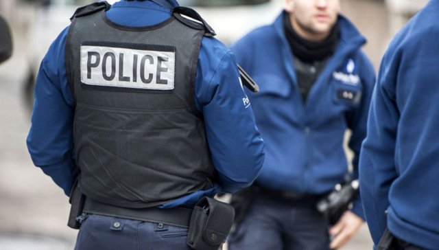 Иностранка во Франции погибла, выпав на ходу из транспортного средства