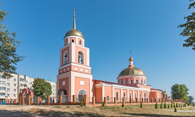 Крышу храма в Калужской области снесло ветром