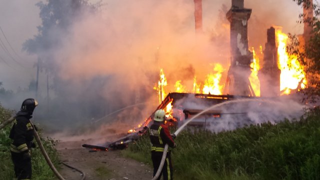 В Карелии во время пожара погиб пенсионер