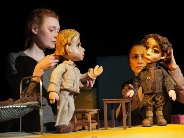 В Астраханском театре кукол сообщили о подготовке онлайн-премьеры