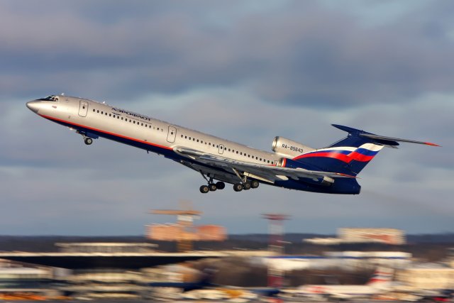 Об отмене международных рейсов до августа сообщили в "Аэрофлоте"