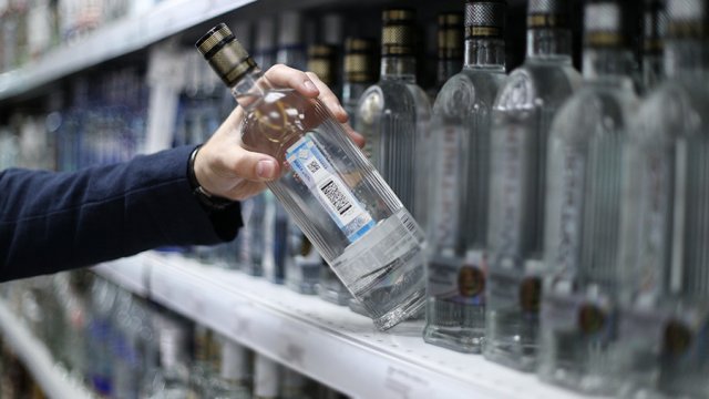 Жителя Дагестана обвиняют в провозе контрафактного алкоголя в Якутию