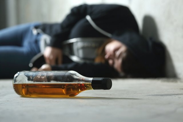 В Татарстане возросло количество случаев алкогольного отравления среди несовершеннолетних