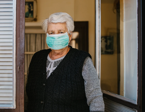 В Тверской области победить коронавирус смогли три человека старше 90 лет