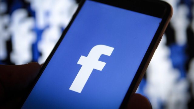 В Facebook начали бороться с расизмом в сети