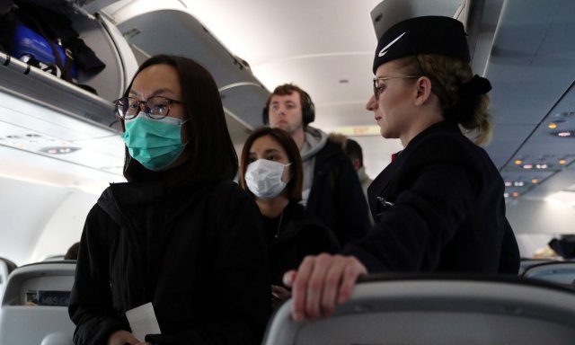 Эксперты рассказали о рисках заражения коронавирусом в самолёте