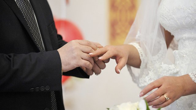 В России предлагается ввести запрет на заключение браков между людьми сменившими пол