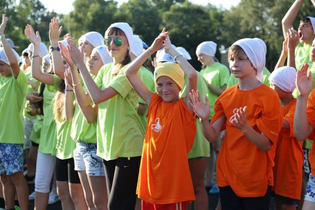 Дети из ЯНАО смогут вновь посещать лагеря на Чёрном море