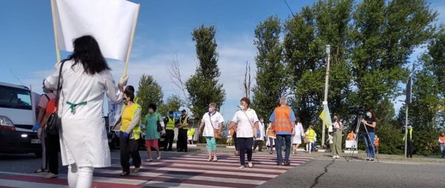 Работники психиатрической больницы на Украине вышли на протест