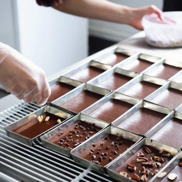 Специалисты из США рассказали о том, как производится полезный шоколад